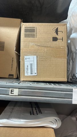 BMW 31216853820 Цапфа передняя правая в наличии Павлоград