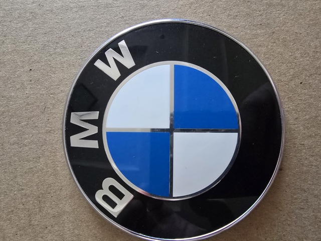 Эмблема на крышку багажника 51141970248 BMW