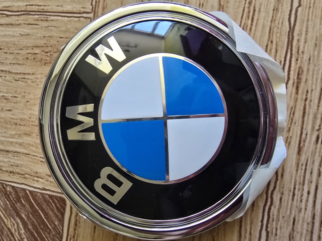 51147294465 BMW Эмблема крышки багажника купить в Полтава
