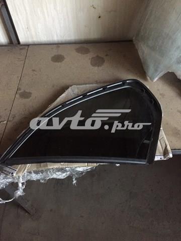 Стекло багажного отсека, левое 51377305771 BMW