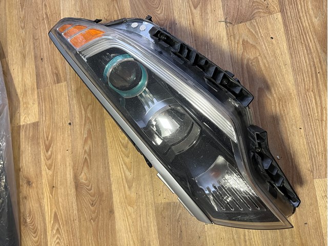 Вставка фары левой 92101A8070 HYUNDAI
