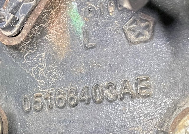 CHRYSLER 5168421AE Цапфа (поворотный кулак) передний левый в наличии Ирпень