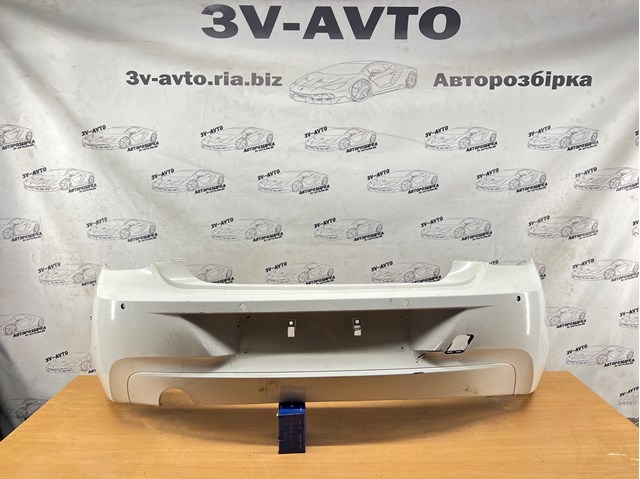 Задний бампер 51127240918 BMW