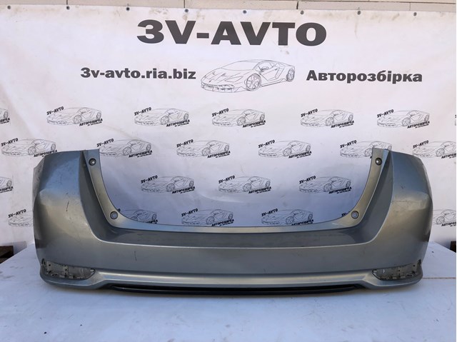 Задний бампер 5215902D10 TOYOTA