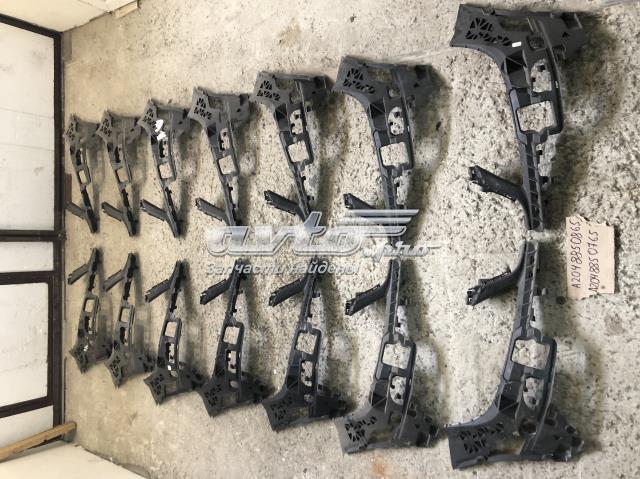 Правое крепление переднего бампера A2048850865 MERCEDES