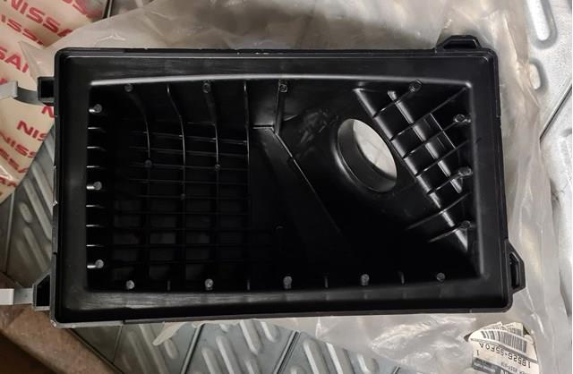 NISSAN 1652695F0A Корпус воздушного фильтра, верхняя часть в наличии Запорожье