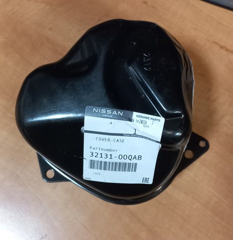Крышка коробки передач, задняя 3213100QAB NISSAN