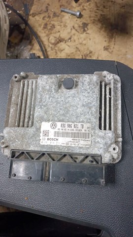Мозги двигателя 03G906021TB VAG