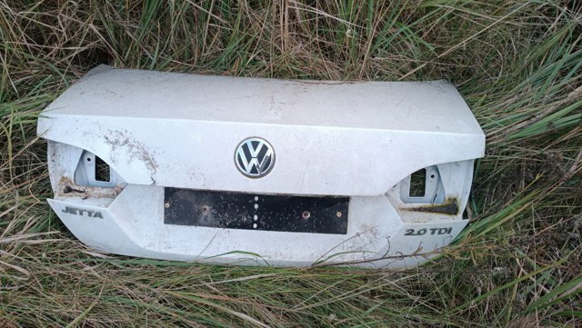 Крышка багажника 5C6827025A VAG