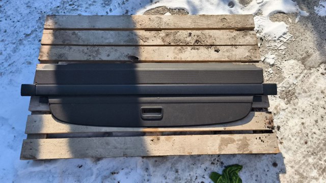 Шторка багажного отсека 5E9867871B VAG