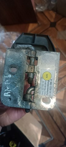 Стояк-крюк замка капота 5JA823186A VAG