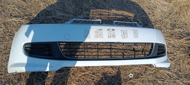 Бампер передний Volkswagen Golf 6