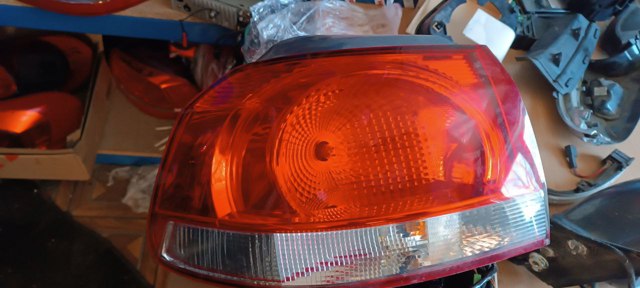 VAG 5K0945095E Фонарь задний левый внешний в наличии Запорожье