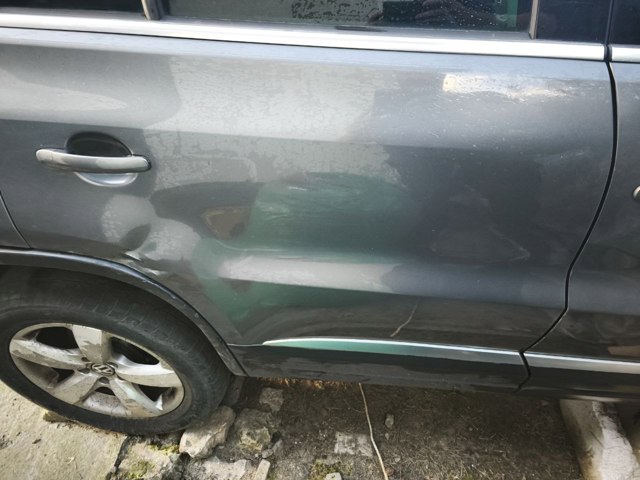 Задняя правая дверь 5N0833056A VAG