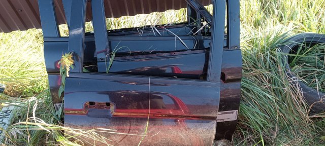 Задняя левая дверь MR178077 MITSUBISHI