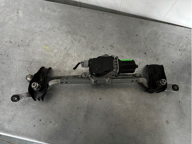 MAZDA BHS26737X в наличии Каменское