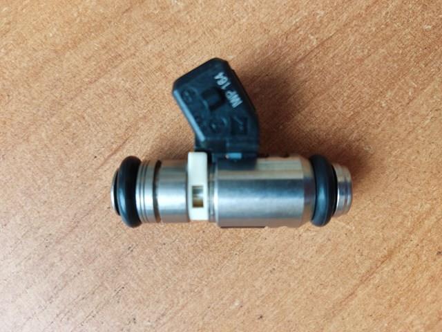 Клапанная форсунка FJ1688 STANDART