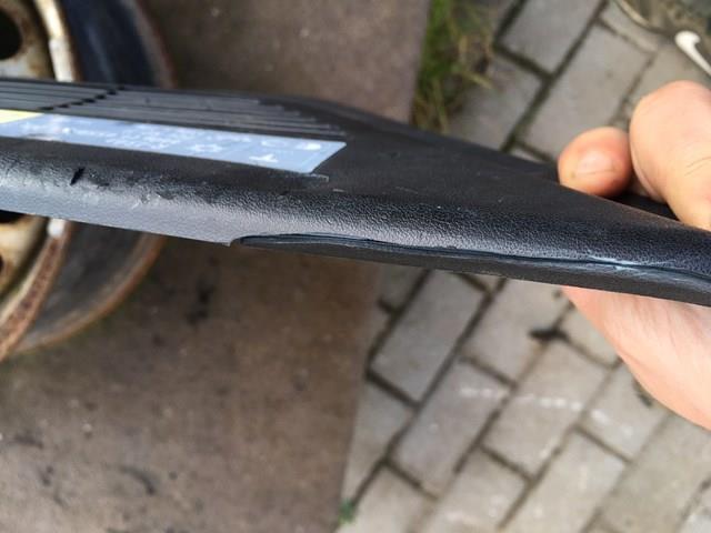 TESLA 108167500B Панель лобового стекла нижняя в наличии Чернигов