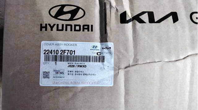 HYUNDAI 224102F701 Крышка клапанная в наличии Винница