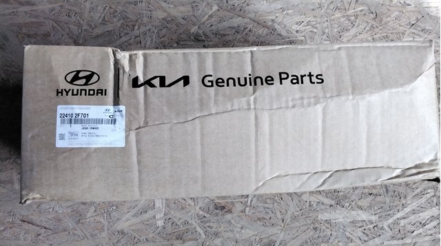 HYUNDAI 224102F701 Крышка клапанная в наличии Полтава