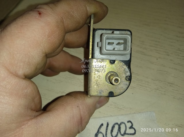 MERCEDES A0018308184 Кран печки в наличии Житомир