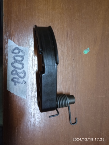 A1111800071 MERCEDES Натяжитель цепи насоса масляного купить в Житомир