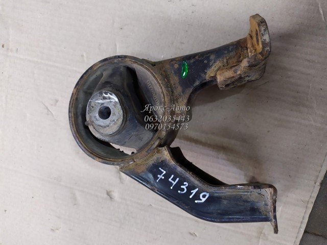TOYOTA 123710R010 Подушка (опора) двигателя задняя в наличии Ровно