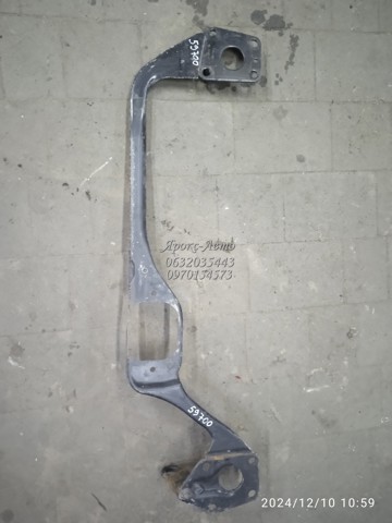 3B0805851 VAG Суппорт радиатора нижний купить в Николаев
