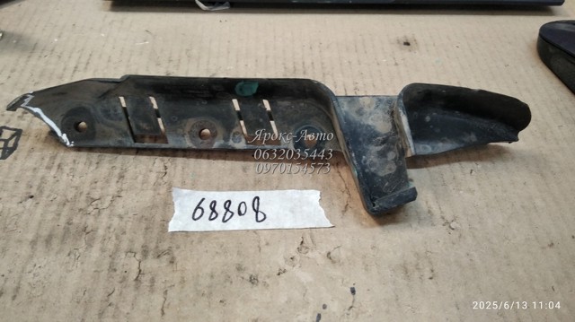 BMW 51117033706 Кронштейн бампера переднего правый в наличии Ровно
