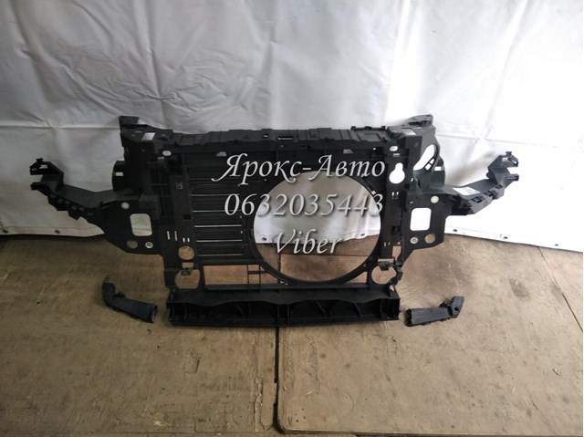 51649802025 BMW Рамка радиатора купить в Запорожье