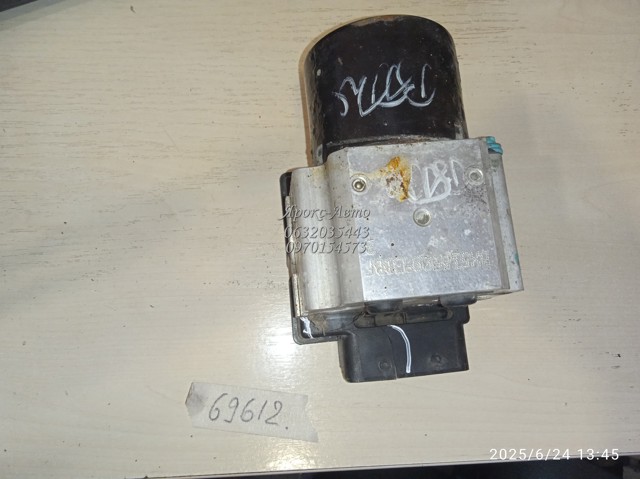54084684B RENAULT купить в Сумы