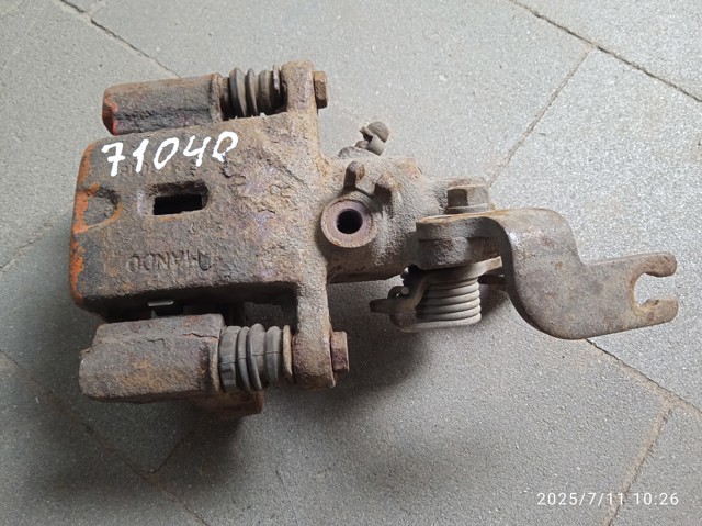 HYUNDAI 583112DA20 Суппорт тормозной задний правый в наличии Одесса