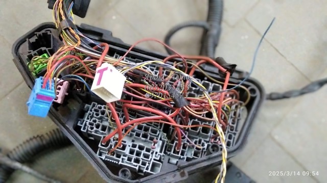 VAG 7P6971072AM в наличии Украина