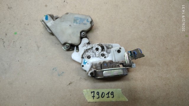 NISSAN 8055301U61 Актуатор замка багажника в наличии Украина