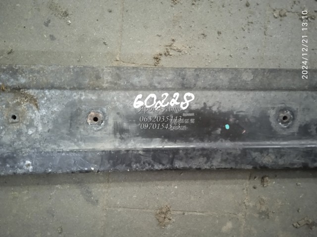 RENAULT 8200431050 Балка радиатора нижняя в наличии Харьков