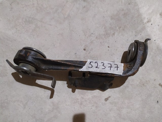 RENAULT 8200626972 Растяжка переднего нижнего рычага правая в наличии Киев