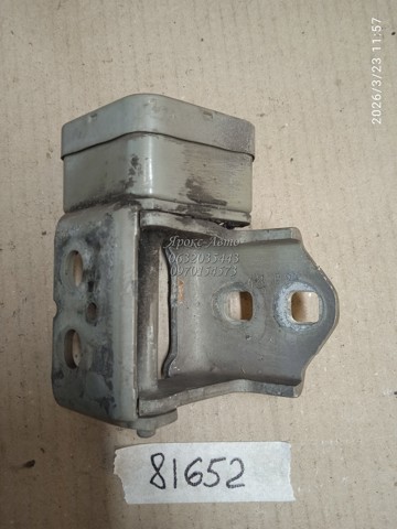 8200885639 Петля двери задней правой купить Николаев
