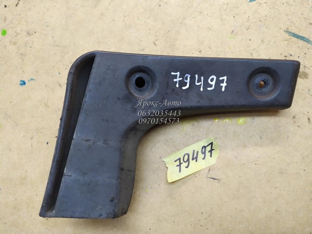 HYUNDAI 86842C1000 Брызговик задний правый в наличии Черновцы