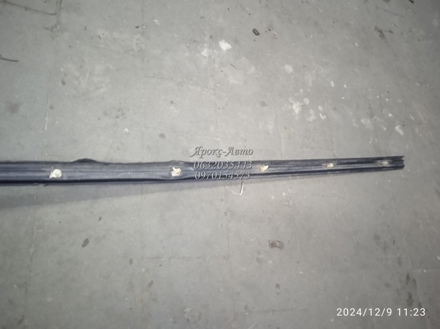 MERCEDES 2106800274 Накладка (молдинг) порога наружная правая в наличии Одесса