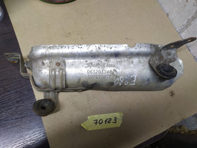 MERCEDES A6420901141 Кронштейн воздушного фильтра в наличии Кривой Рог