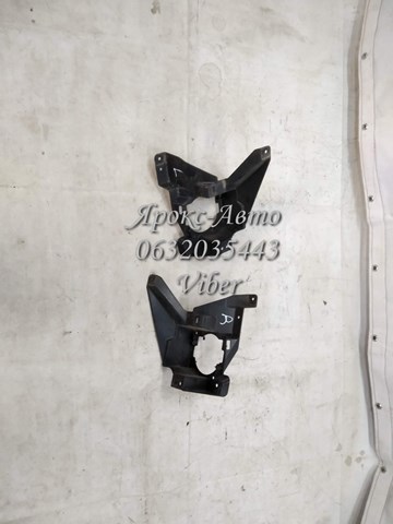 DS7Z15266A FORD Кронштейн крепления противотуманной фары правой купить в Житомир