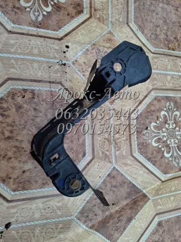GHP956251 MAZDA Воздуховод (дефлектор) радиатора правый купить в Харьков