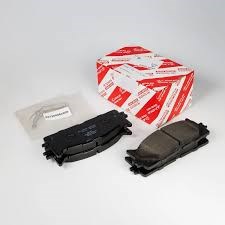 Передние тормозные колодки 04465YZZEC TOYOTA