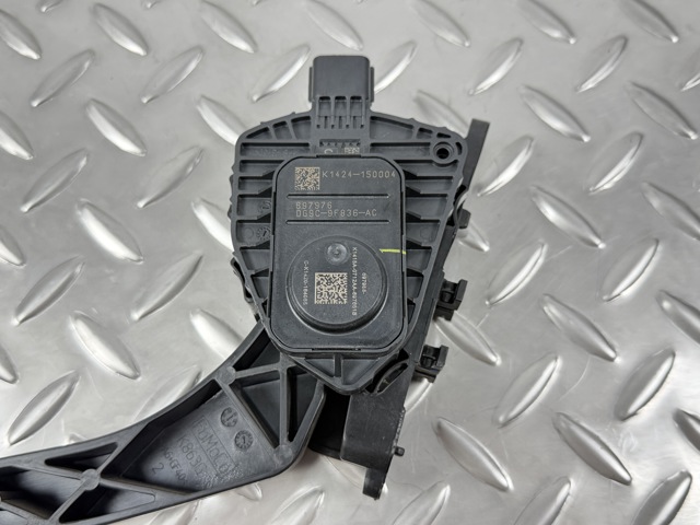 DG9C9F836AC FORD купить в Тернополь