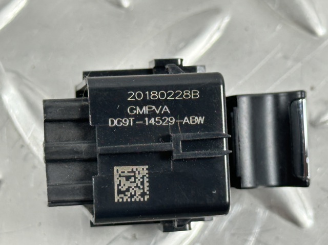 FORD DG9T14529ABW в наличии Винница