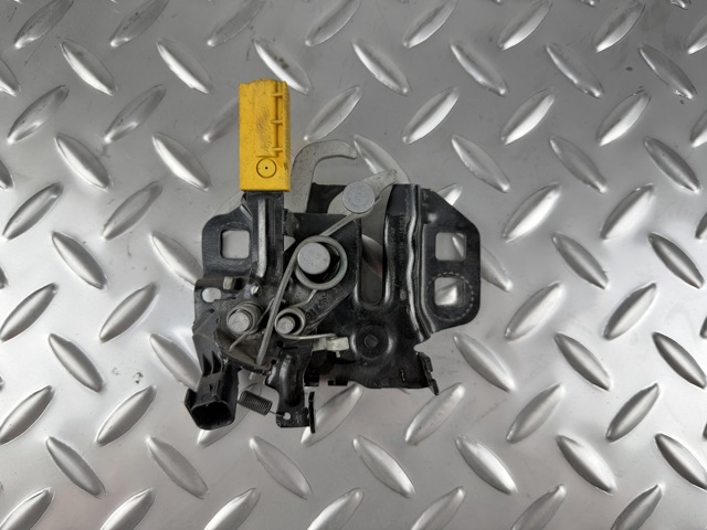 Замок капота, левый DS7Z16701B FORD