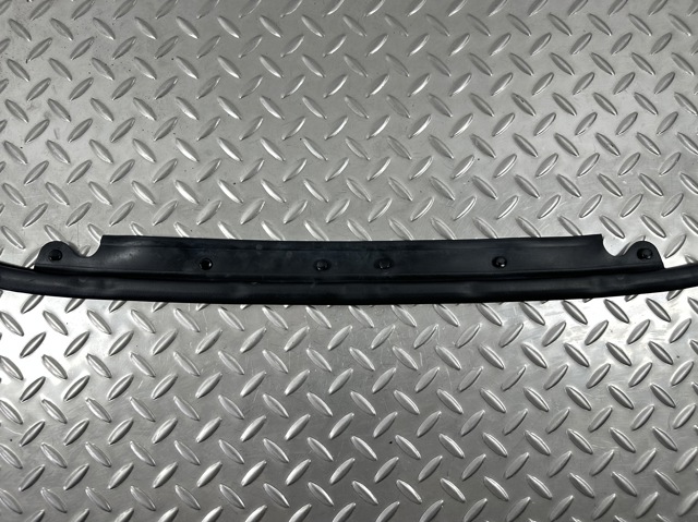 DS7Z16B990F FORD Уплотнитель капота купить в Винница