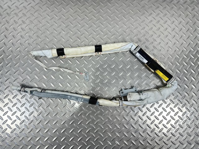 Левая шторка безопасности DS7Z54042D95H FORD