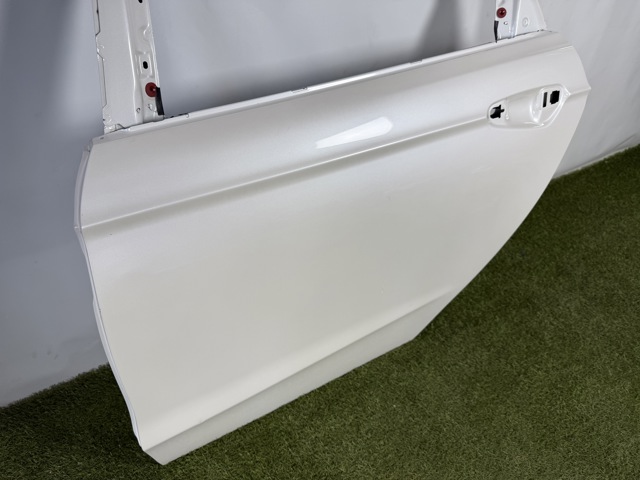 DS7Z5424631A Дверь задняя левая купить Хмельницкий