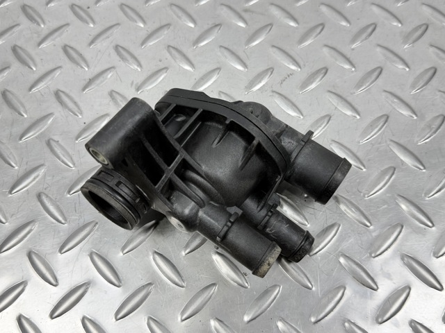 DS7Z8592F Корпус термостата купить Черкассы